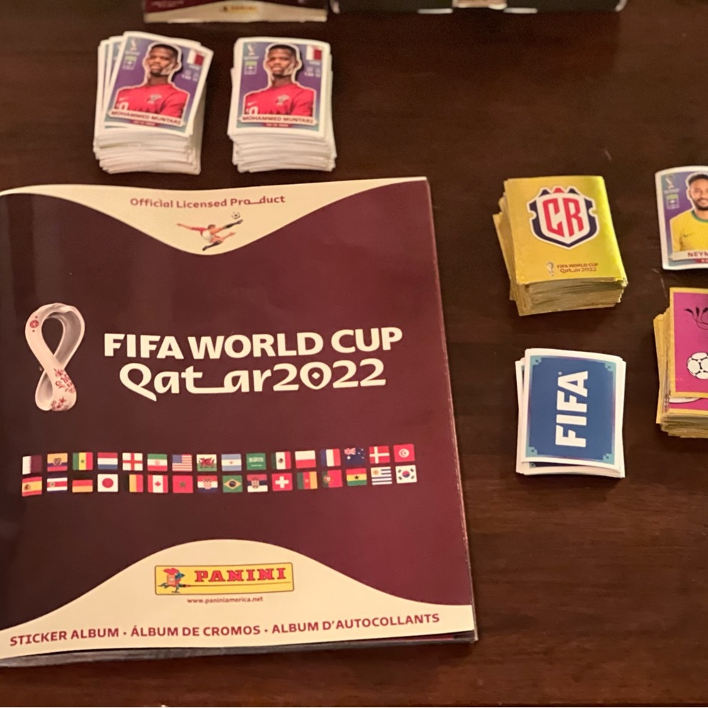 Panini World Cup Qatar 2022 full set  stickers (670) + album